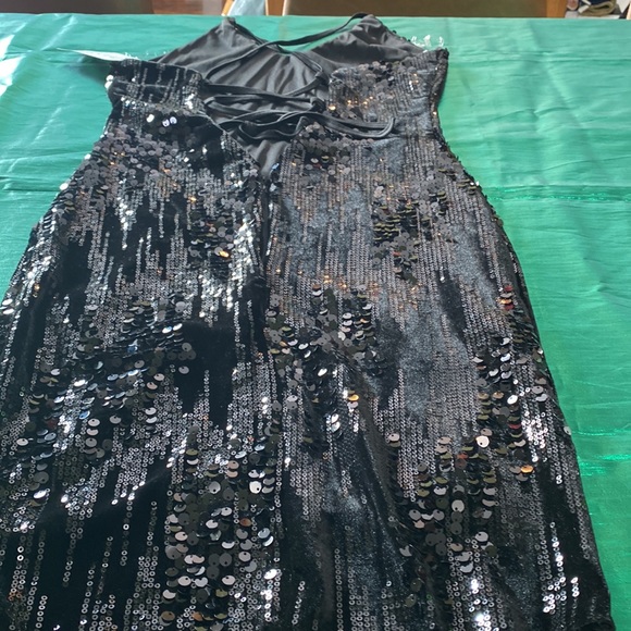 Black party dress - Picture 7 of 11